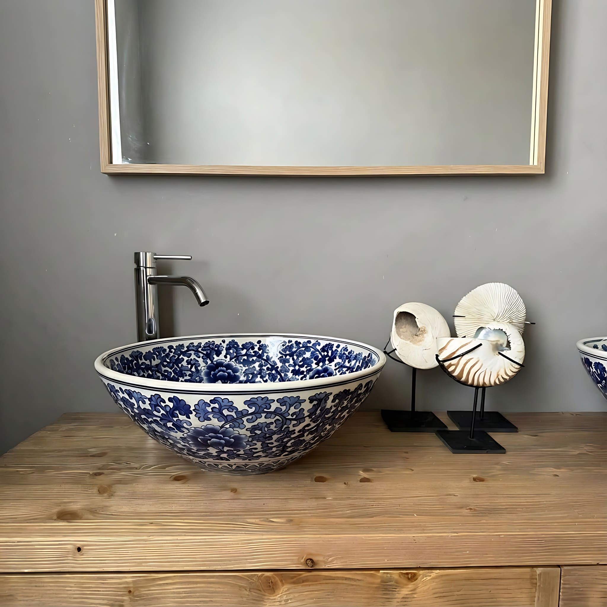 Lavandino rotondo dipinto a mano Ninfee blu